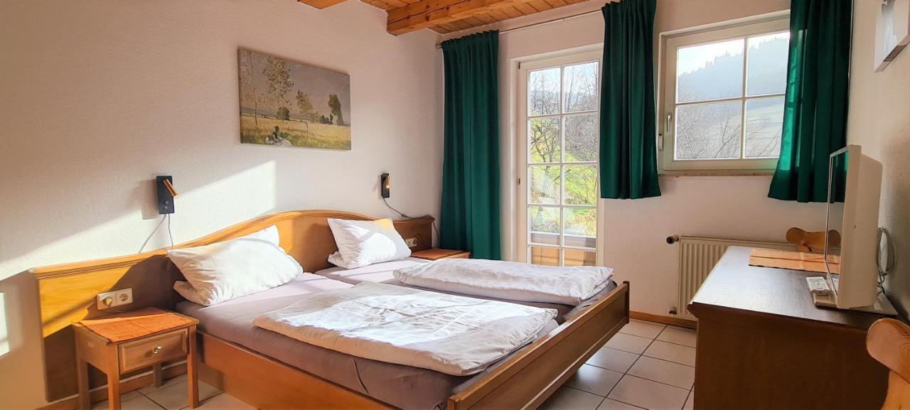 Апарт отель Ehrenmaettlehof Faisst Бад-Петерсталь-Грисбах Экстерьер фото