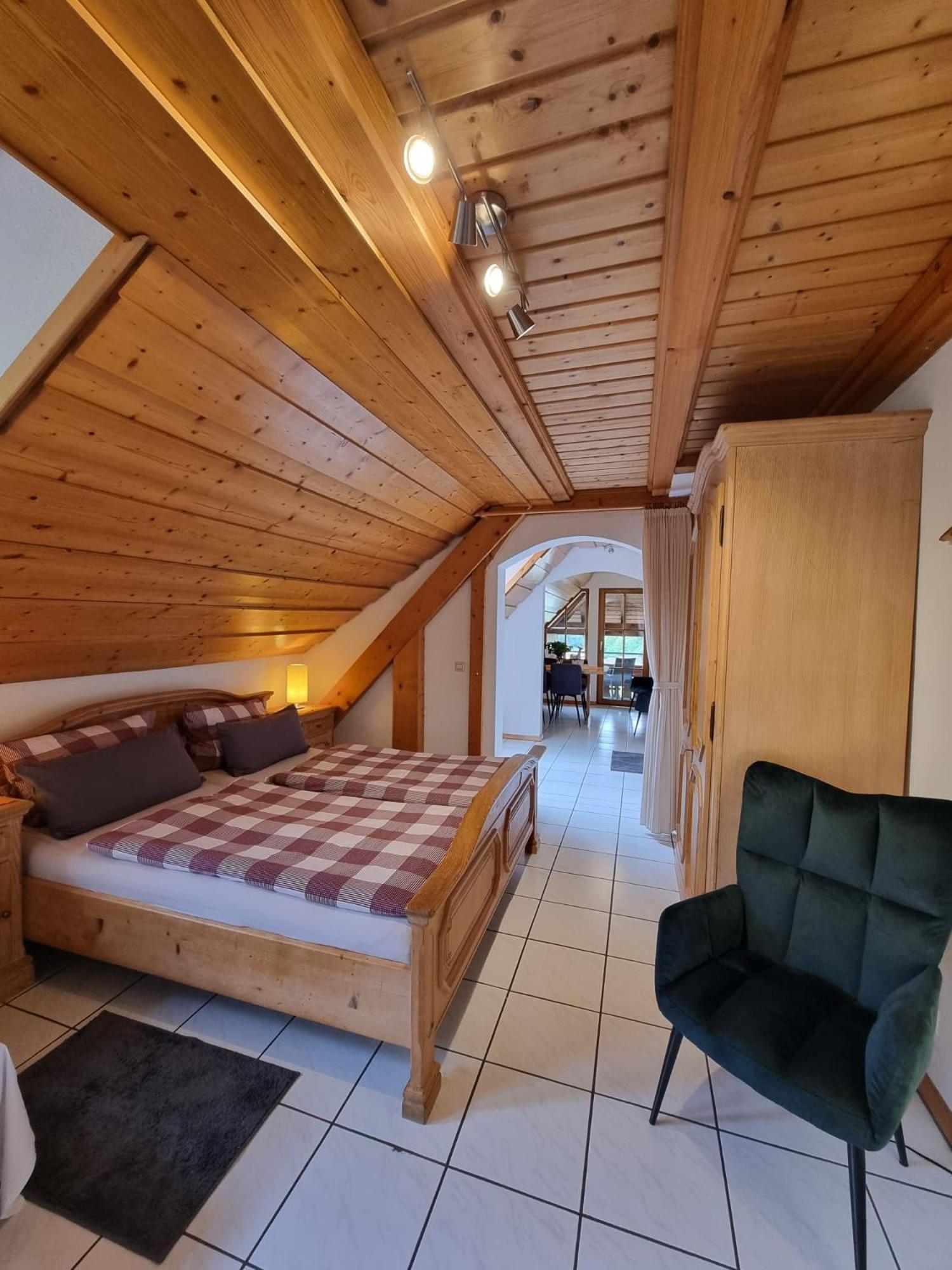 Апарт отель Ehrenmaettlehof Faisst Бад-Петерсталь-Грисбах Экстерьер фото